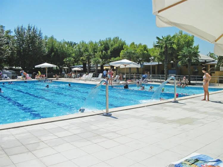 Stork Camping Village Roseto Degli Abruzzi Luaran gambar